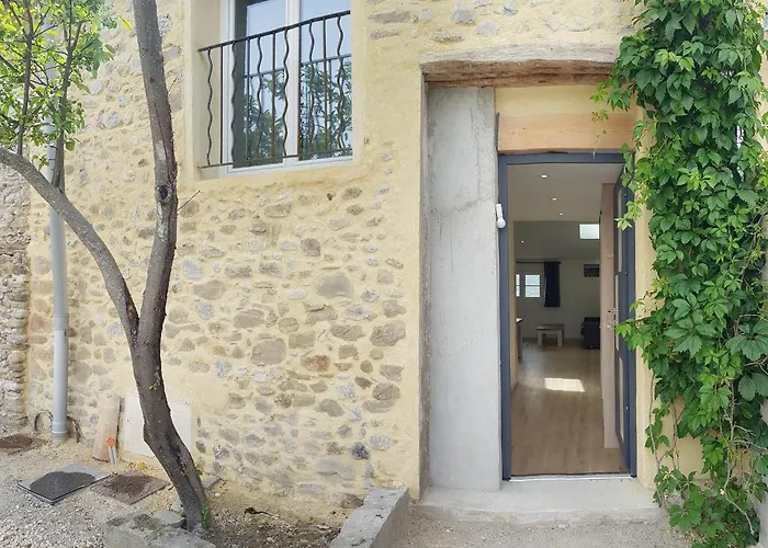 Le Pommier Aiglun (Alpes-de-Haute-Provence)