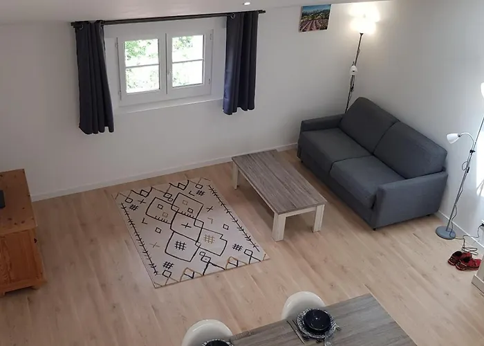 Le Pommier Aiglun (Alpes-de-Haute-Provence)