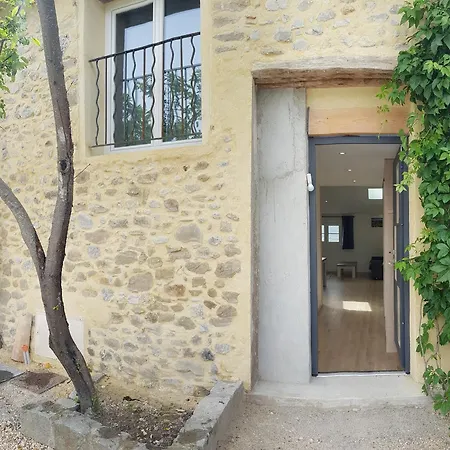 Le Pommier Aiglun (Alpes-de-Haute-Provence)
